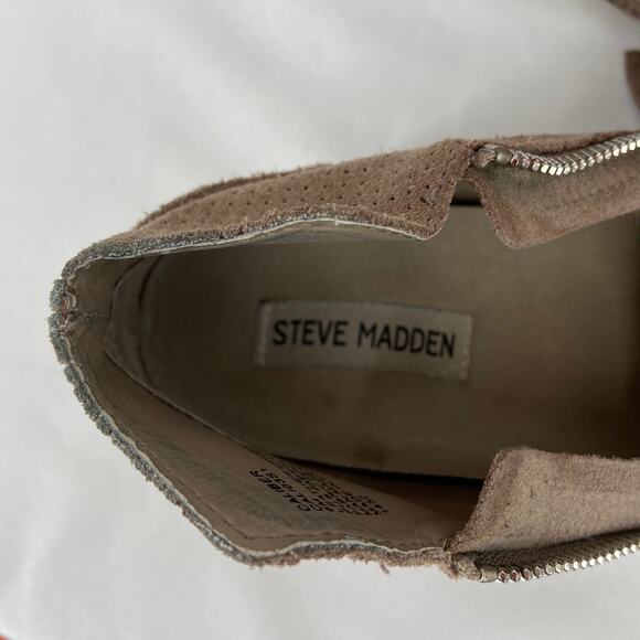 Steve Madden Ankle Boot Size 6 Taupe Suede Perforated Leather Caliber Bootie - Picture 6 of 8